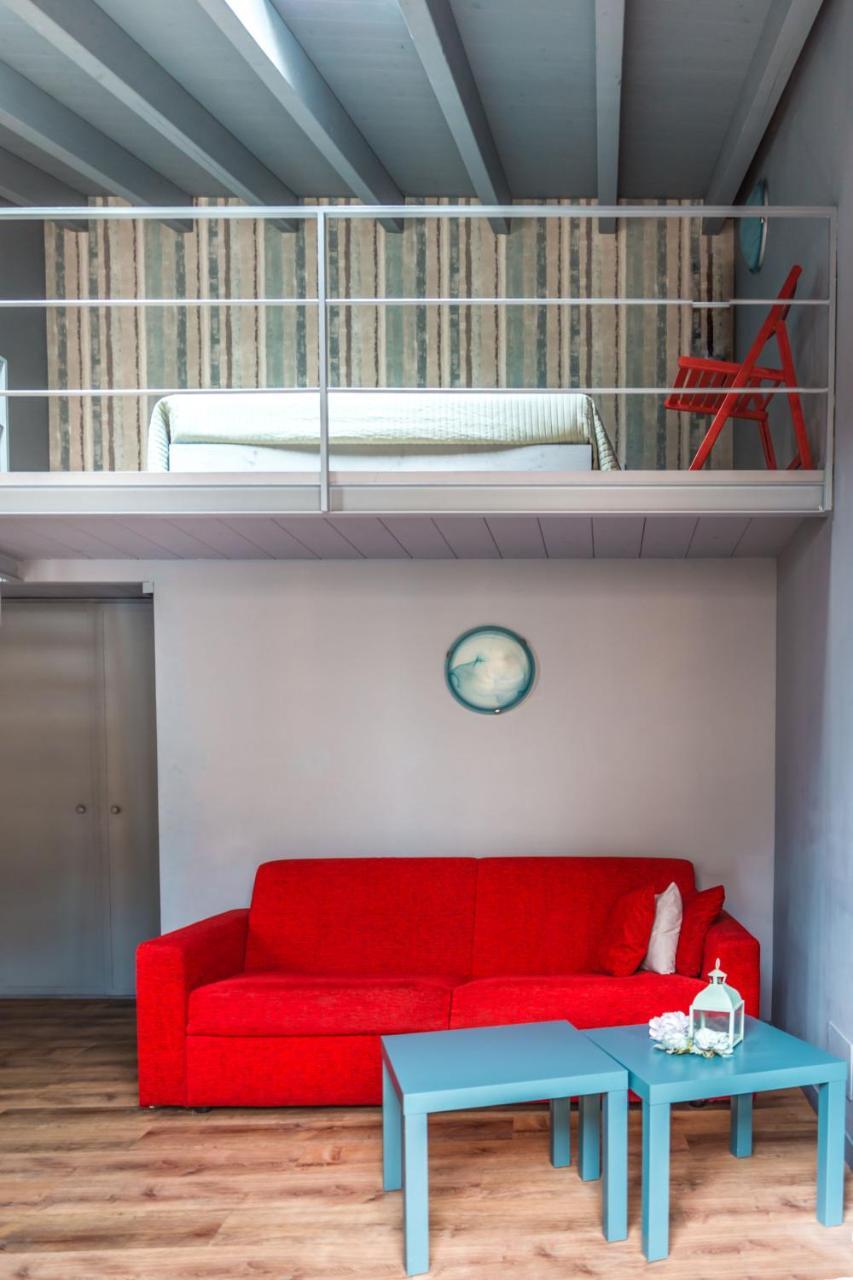 Antico Borgo B&B Con Spa - Adults Only Manerba del Garda Exterior photo